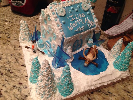 Gingerbread house with Frozen, the movie theme.